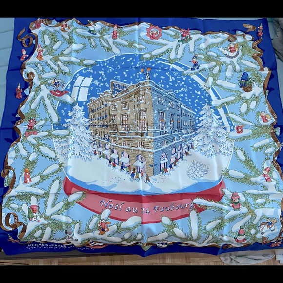 Hermes scarf Christmas - Picture 1 of 2